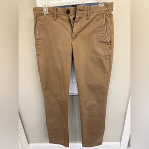 GAP Factory Men's Khaki Pants